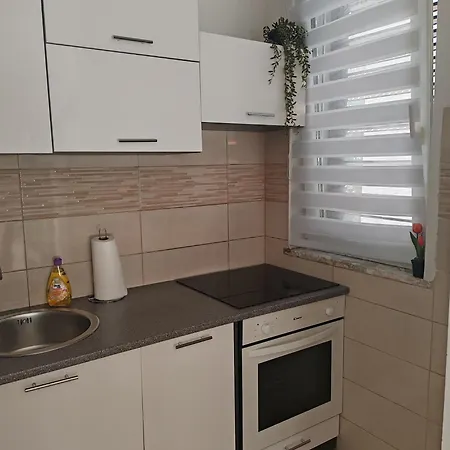 Mira Апартаменты *