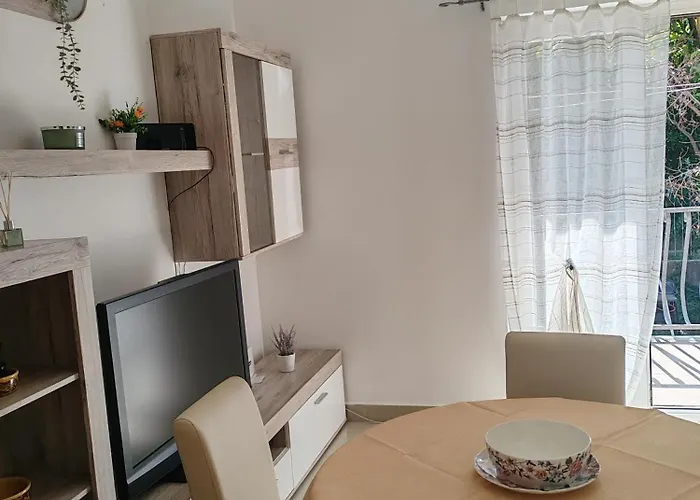 Mira Lägenhet Split